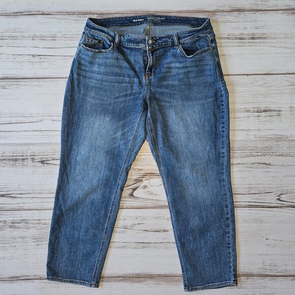 Old Navy Perfect Straight Mid Rise Medium Wash Jeans sz 16 Plus - Picture 1 of 5
